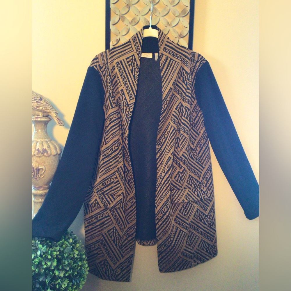 LOGO Open Cardigan